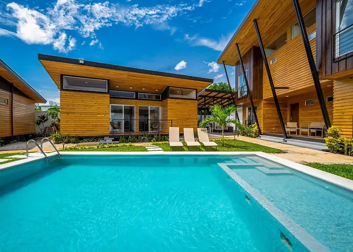Modern W/ Pool Access Near Playas Del Coco! * Coco