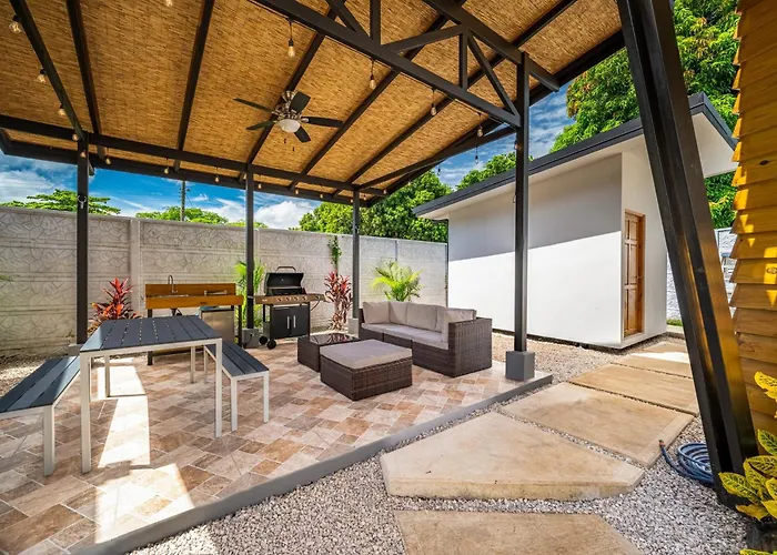 Modern W/ Pool Access Near Playas Del Coco! Coco